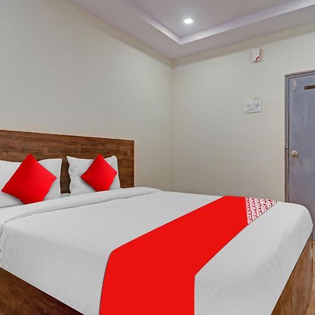 Hotel O R Square Bn Reddy Sururnagar Exteriör bild